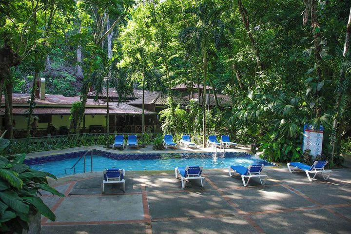 Pool 50 of 100