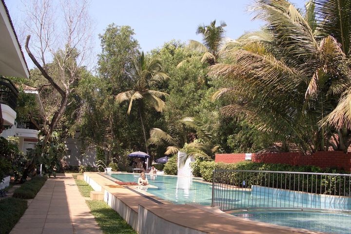 Pool Hotel
