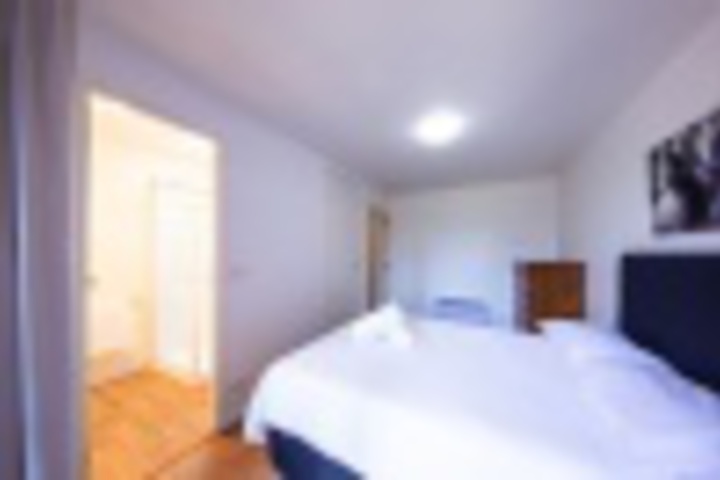 Room 88 of 693