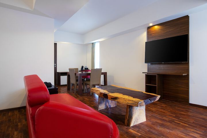 Room 20 of 53