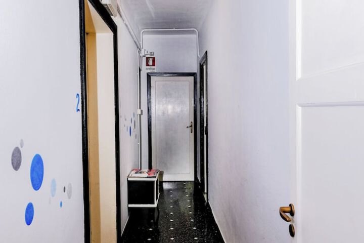 Ballroom/Hall 24 of 25