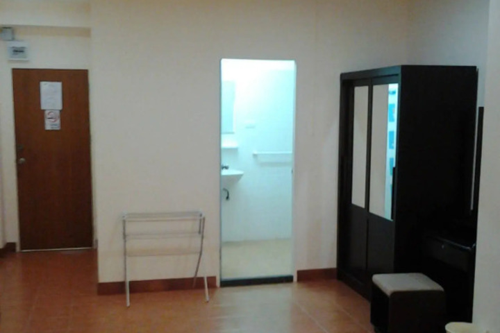 Photo 4