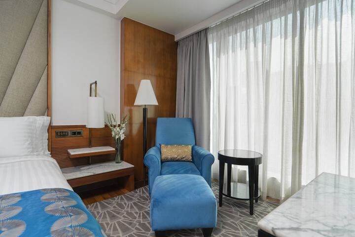Room 27 of 159