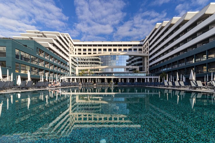 Hotel 132 of 133