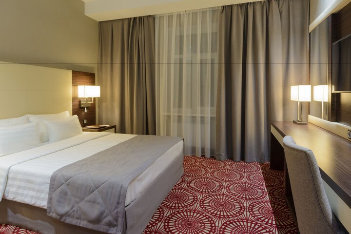 Room 15 of 61