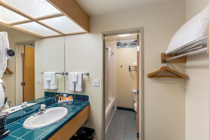 Room 92 of 127