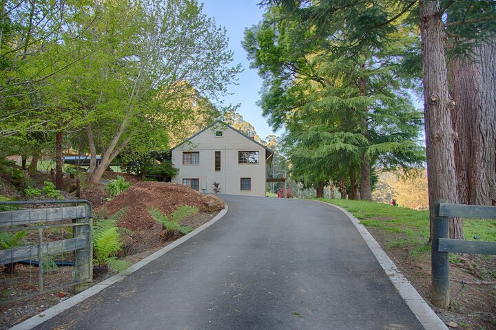 Property Grounds 34 of 39