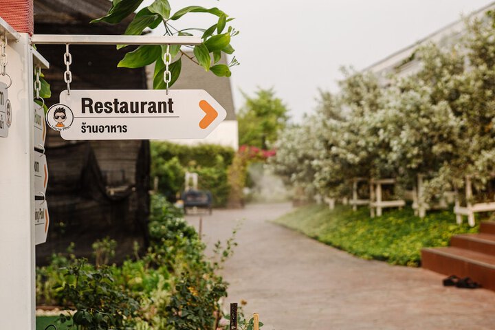 Dining 61 of 75
