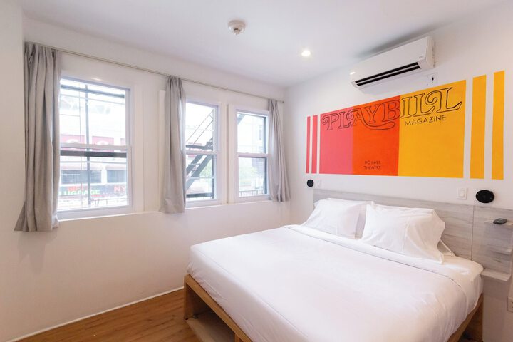 Room 5 of 35