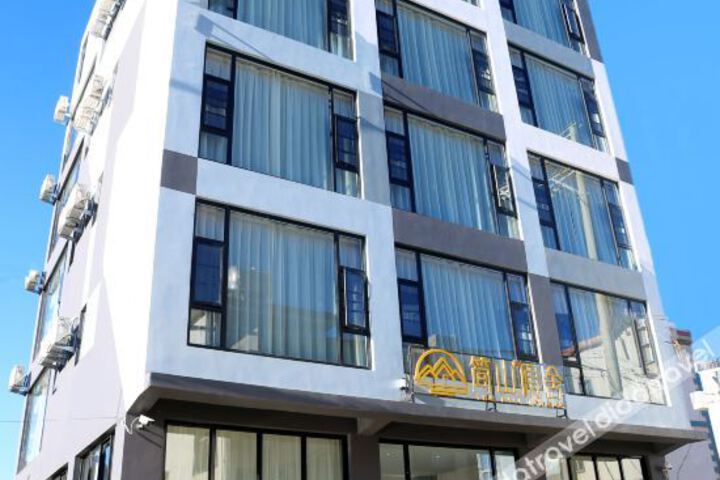 Hotel 5 of 31