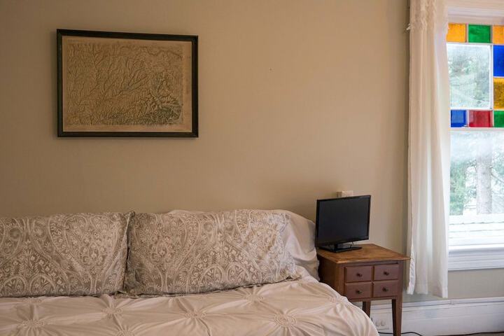 Room 27 of 42