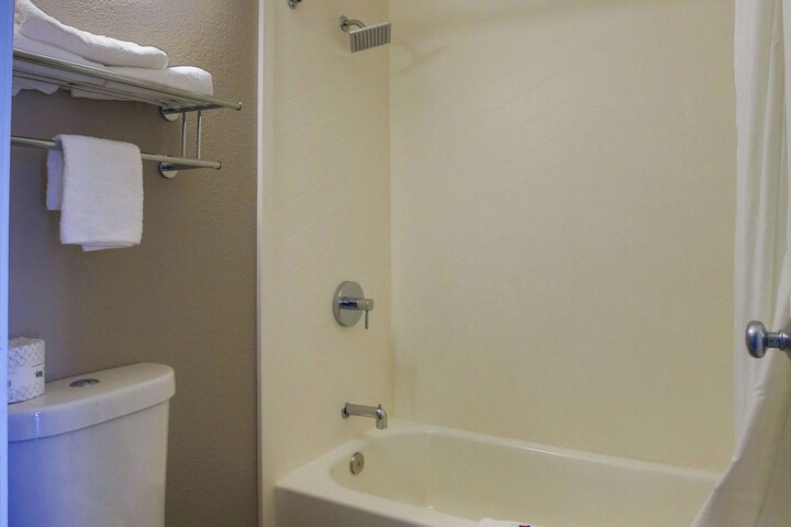 1 Queen Bed ADA Accessible Roll in Shower (3 of 17)