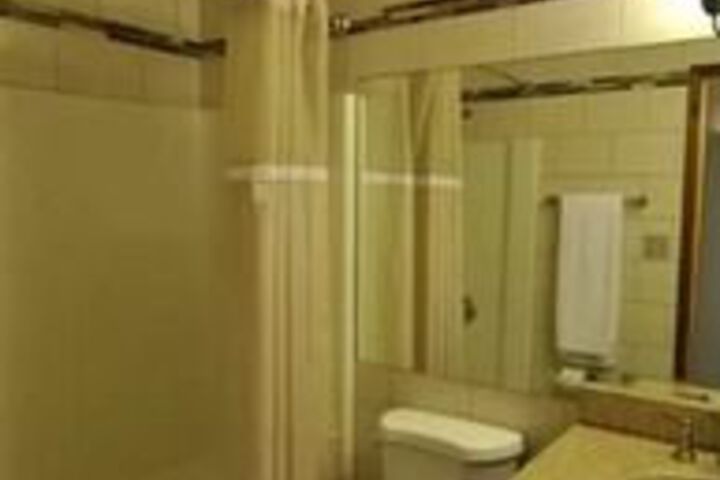Room 5 of 25