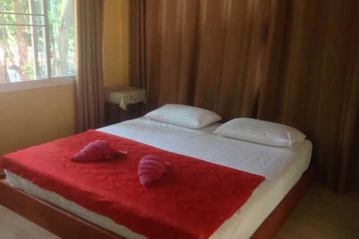 Room 30 of 46