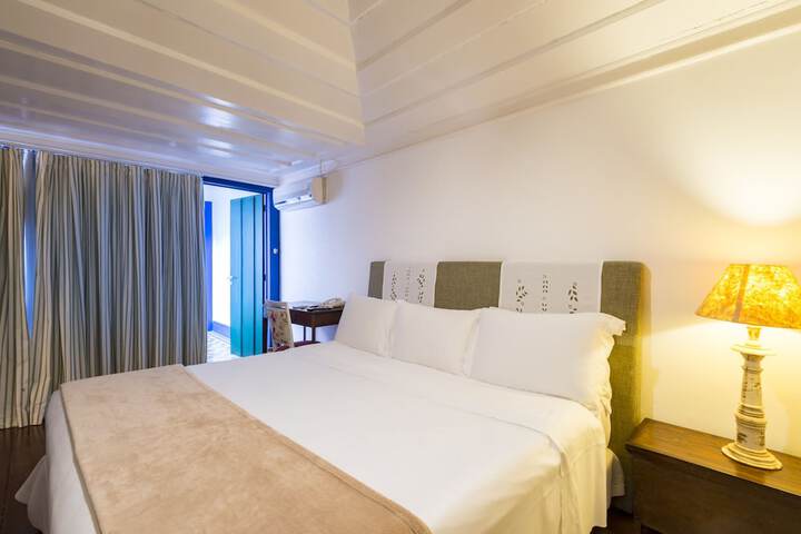 Room 47 of 96