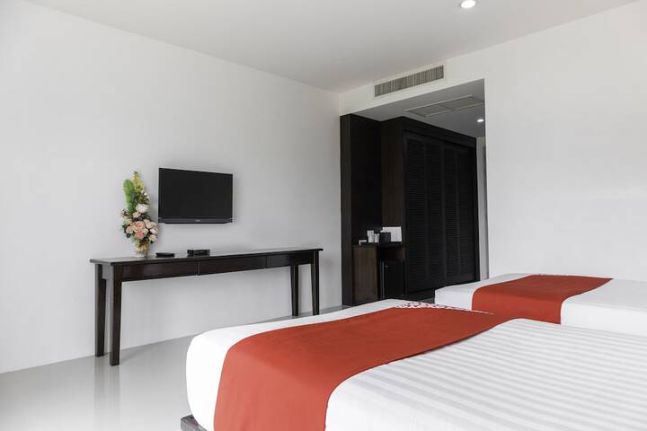 Room 5 of 31