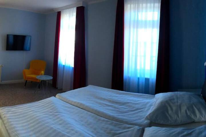 Room 15 of 49