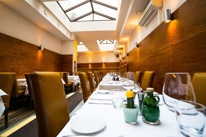 Dining 59 of 76