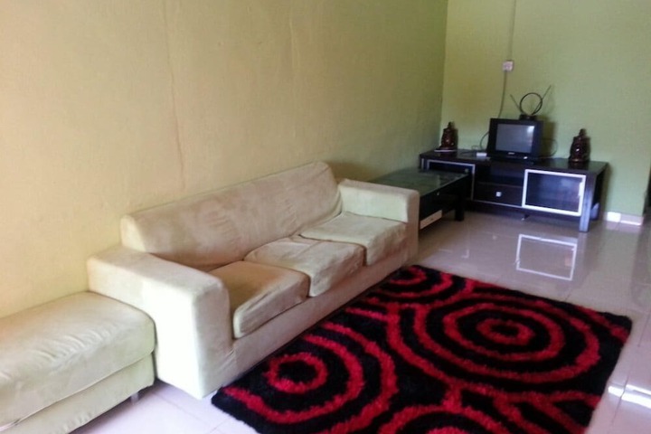 Room 15 of 26