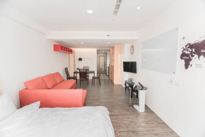 Room 19 of 23