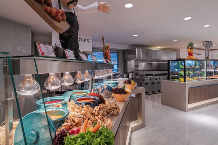 Dining 93 of 146