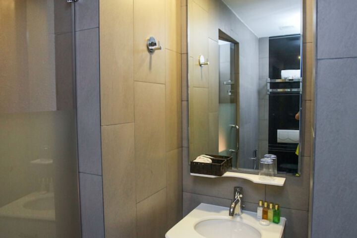 Clean Restrooms
