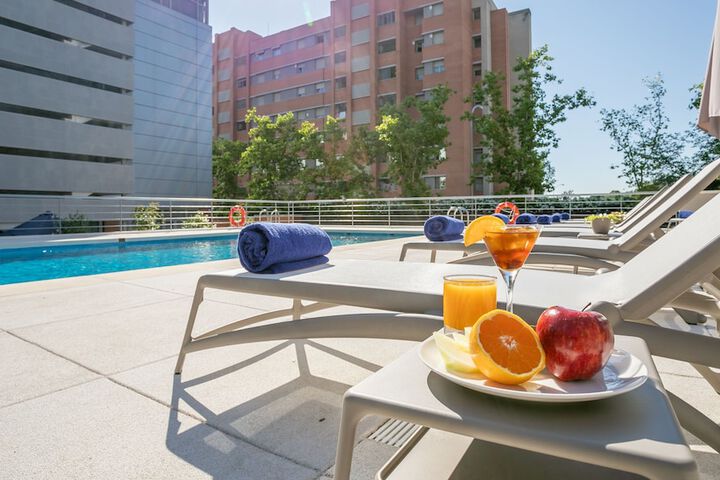 Pool Hotel