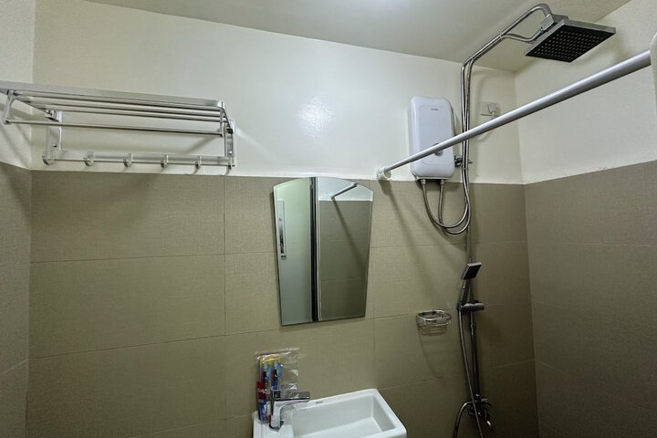 Room 185 of 216