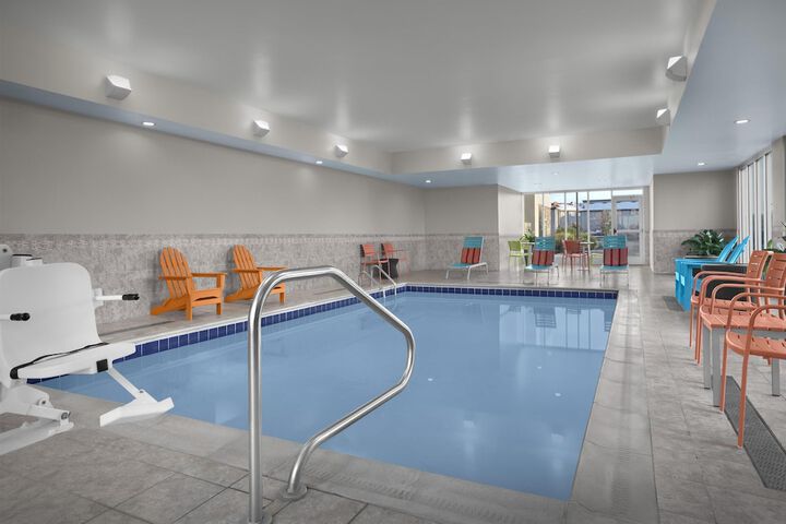 Pool 51 of 61
