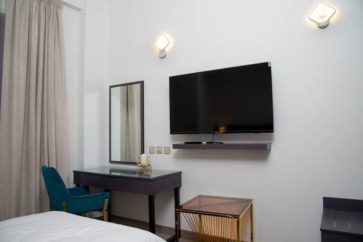 Room 14 of 26