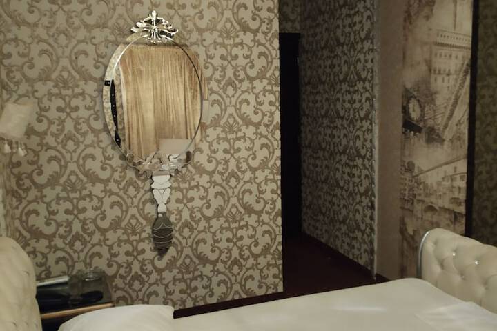 Room 73 of 139