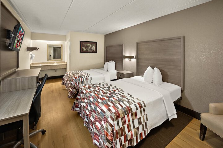 Standard Double Bed Accessible (11 of 13)