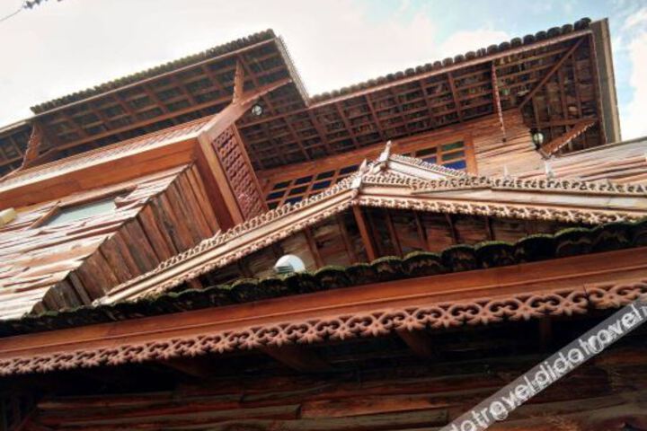Bua khao hotel