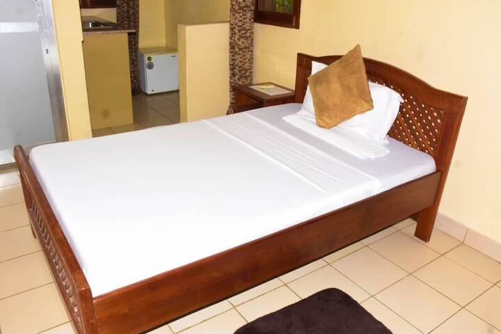 Room 5 of 21