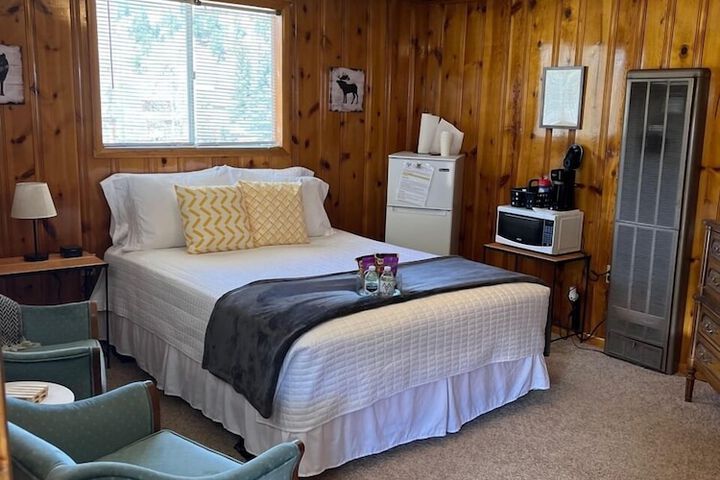 Room 15 of 236