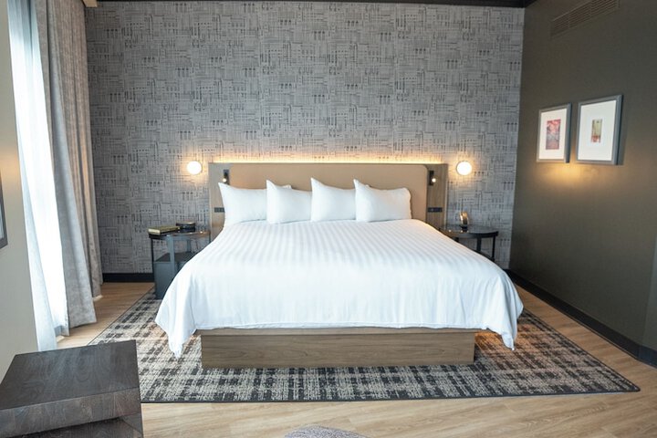 Room 4 of 46
