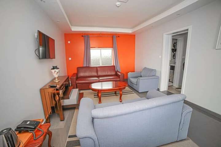 Room 21 of 41