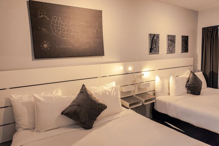 Quadruple 2 Double Beds (15 of 15)