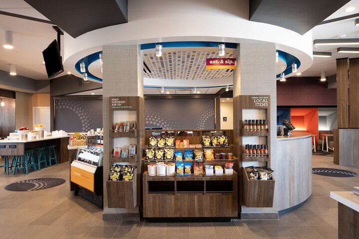 Snack bar