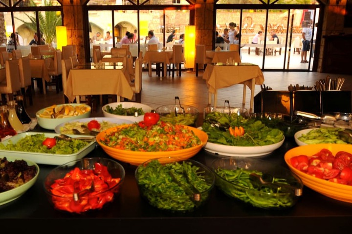 Dining 50 of 73