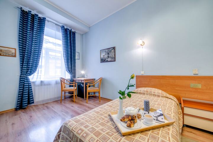 Room 20 of 86