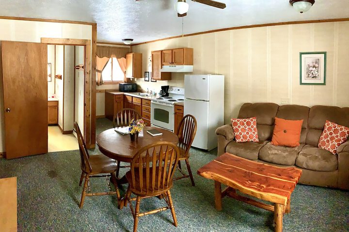 Room 11 of 18