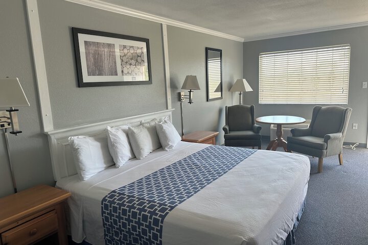 Room 8 of 29