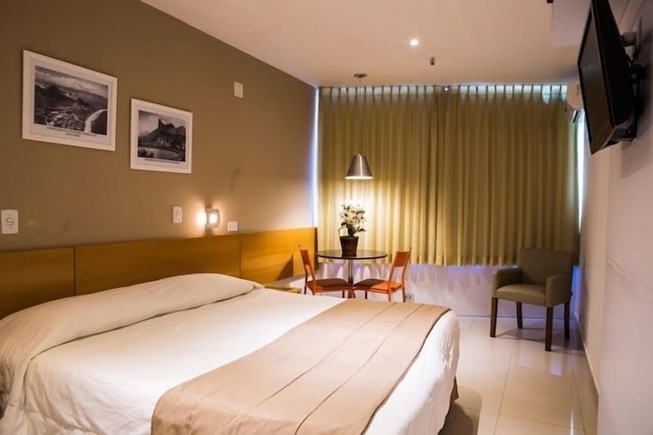 Room 11 of 26