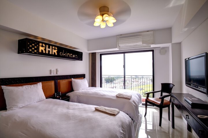 Room 8 of 63