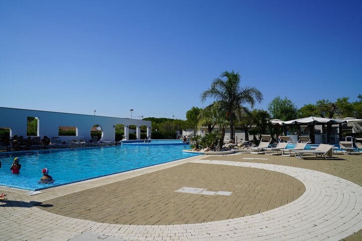Pool 13 of 62