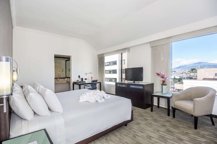 Room 21 of 72