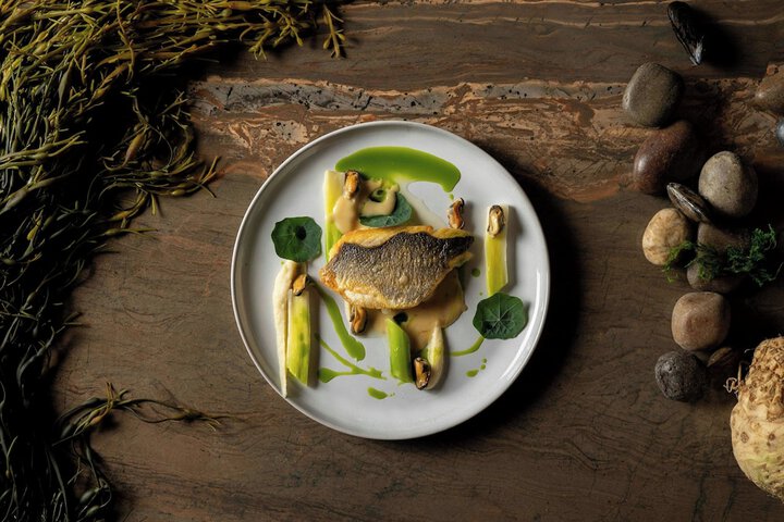 Dining 43 of 79