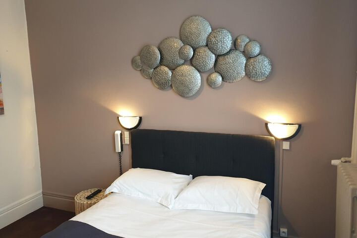 Room 32 of 55