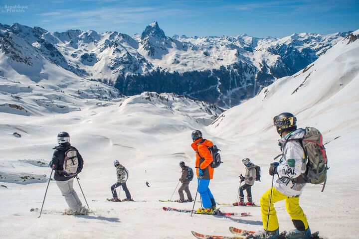 Skiing